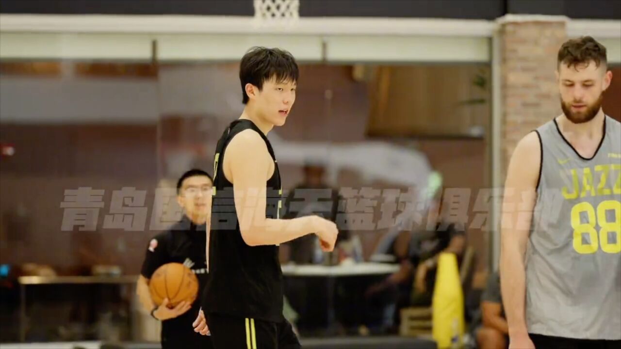 包含8255美元!杨瀚森联合试训球衣拍高价仅次于状元弗拉格的词条